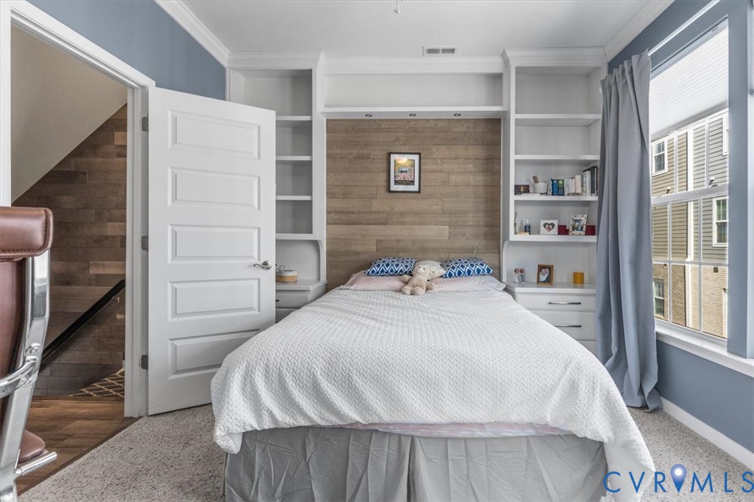 10 Capital Trail Row