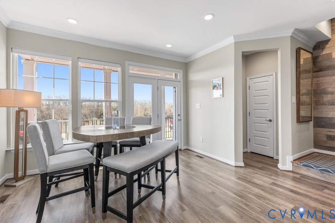 10 Capital Trail Row