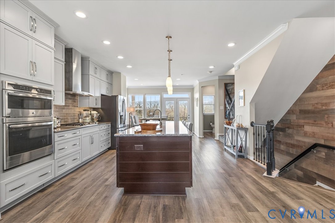 10 Capital Trail Row