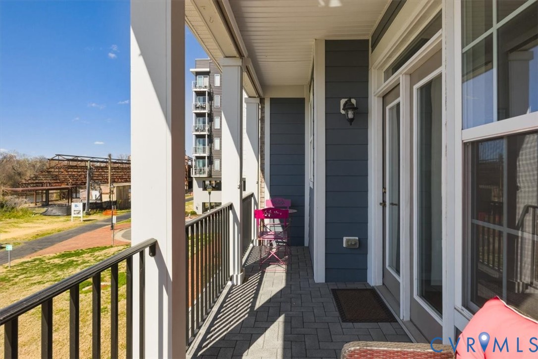 10 Capital Trail Row