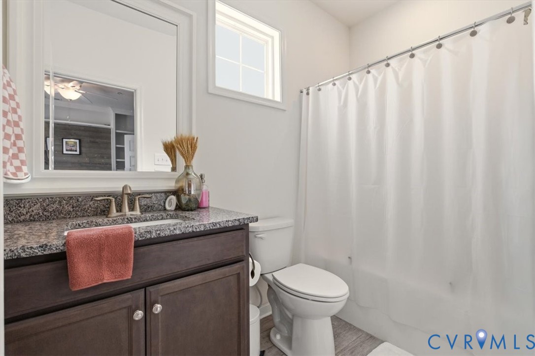 10 Capital Trail Row