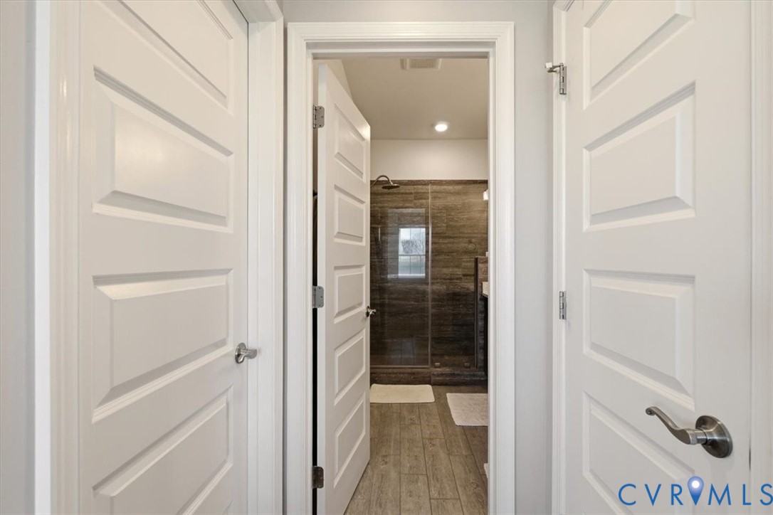 10 Capital Trail Row