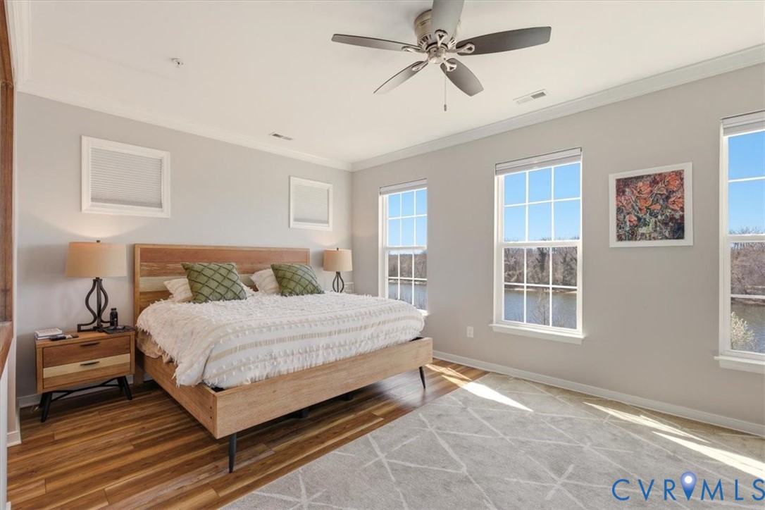 10 Capital Trail Row