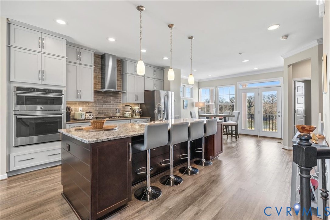 10 Capital Trail Row