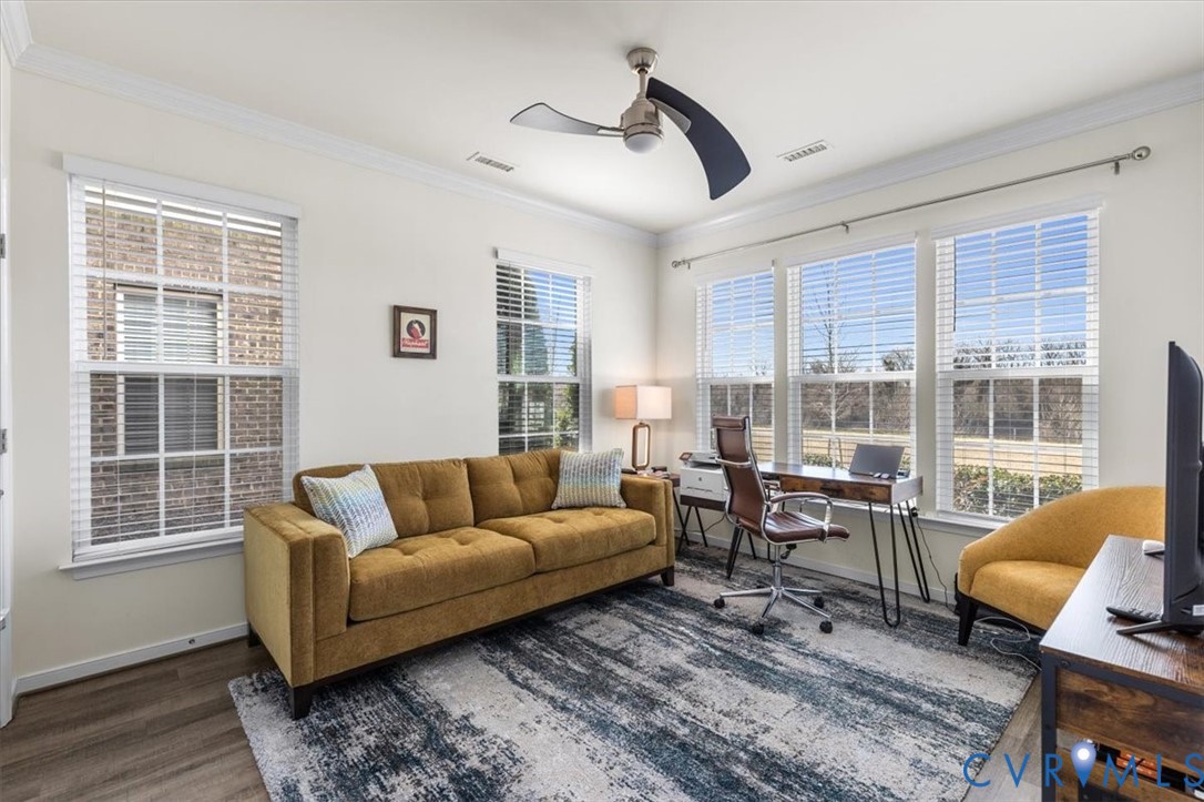 10 Capital Trail Row