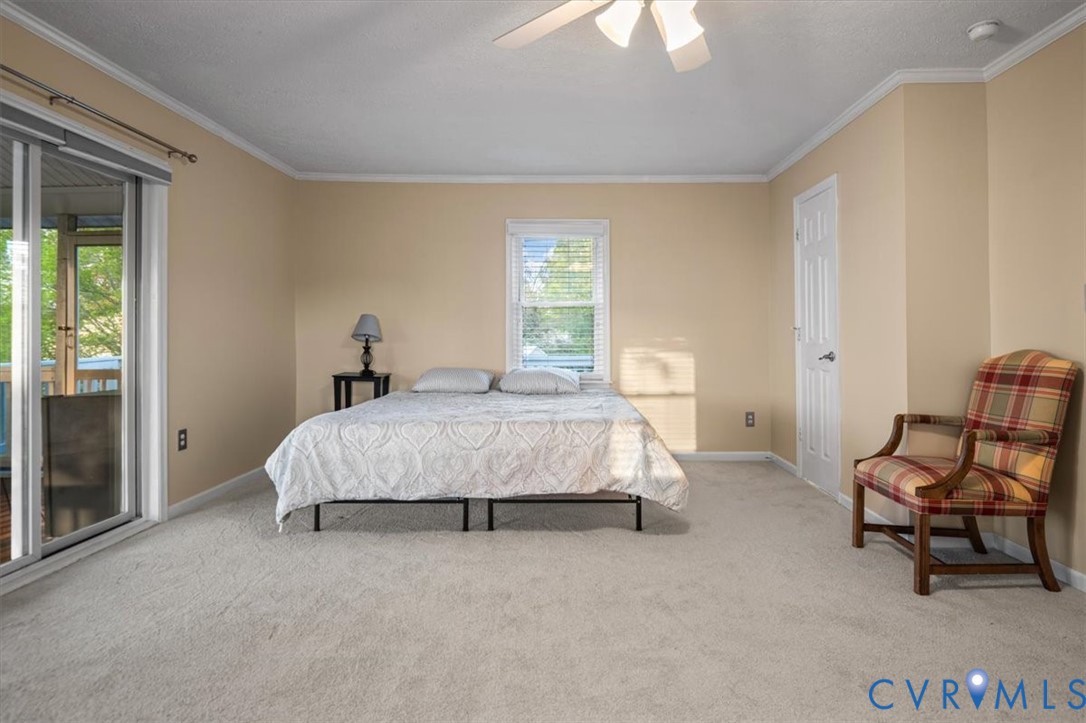 26 Lake Ct