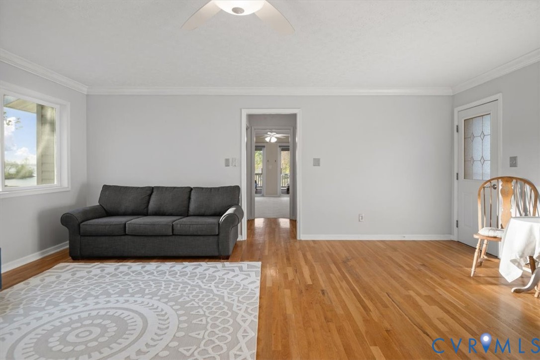 26 Lake Ct