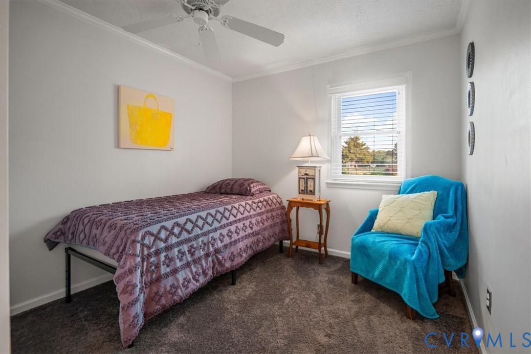 26 Lake Ct
