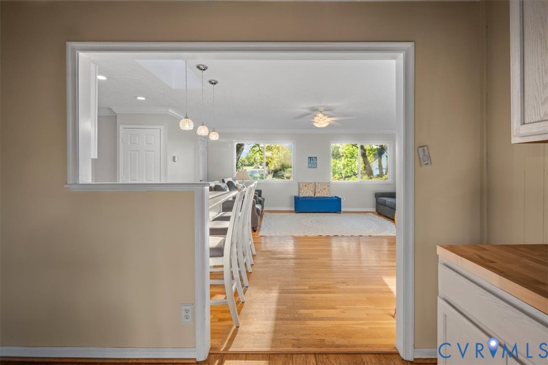 26 Lake Ct