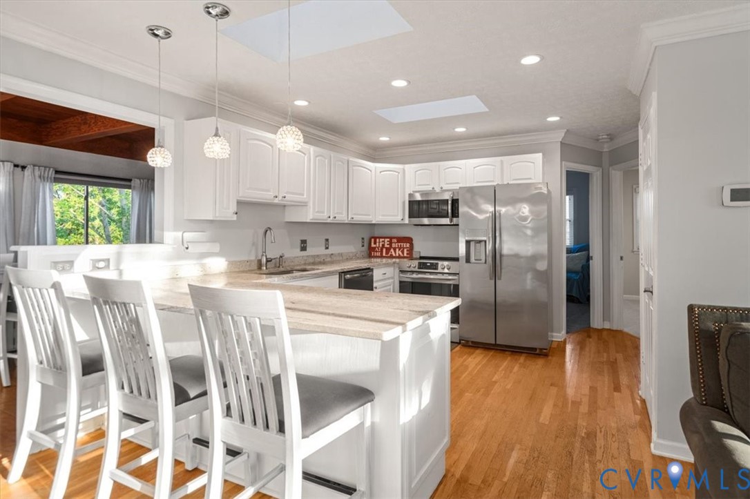 26 Lake Ct