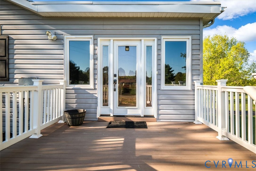 26 Lake Ct