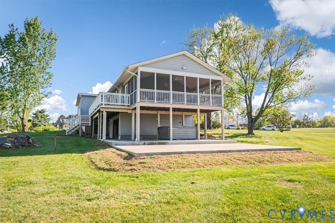 26 Lake Ct
