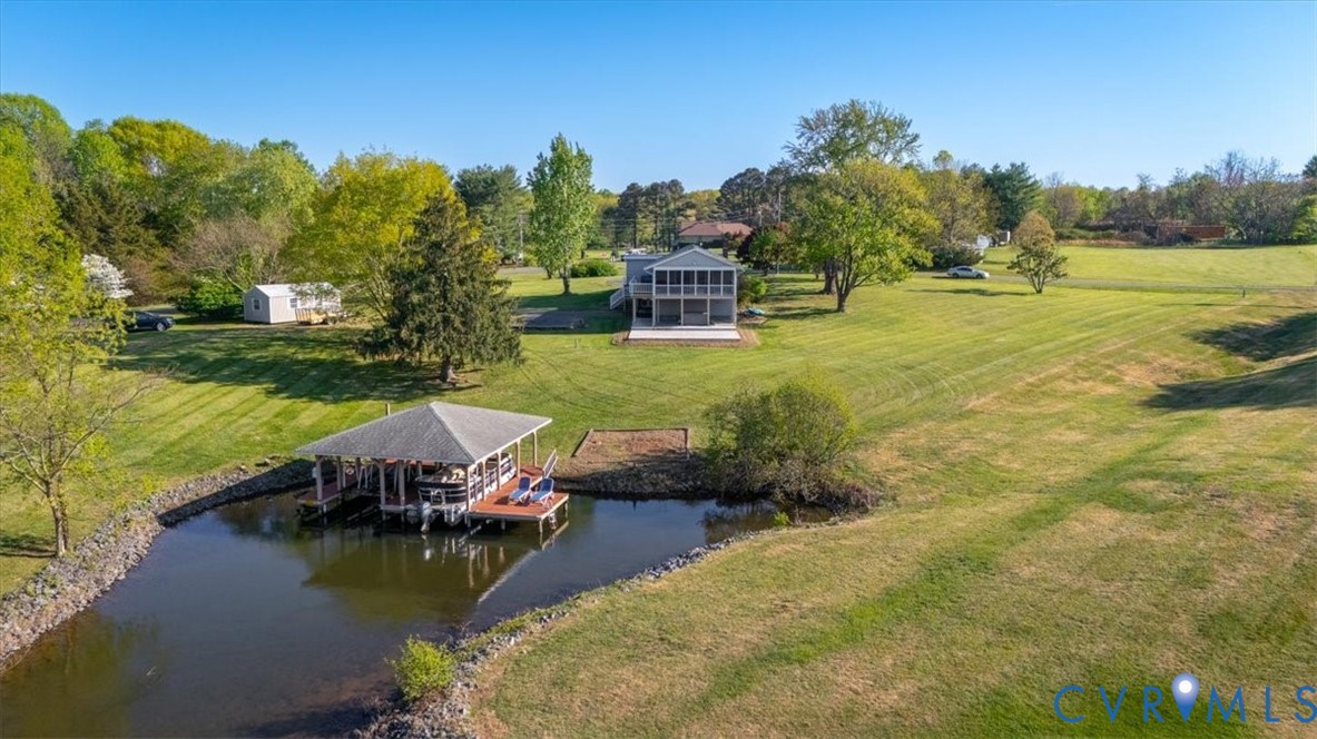 26 Lake Ct