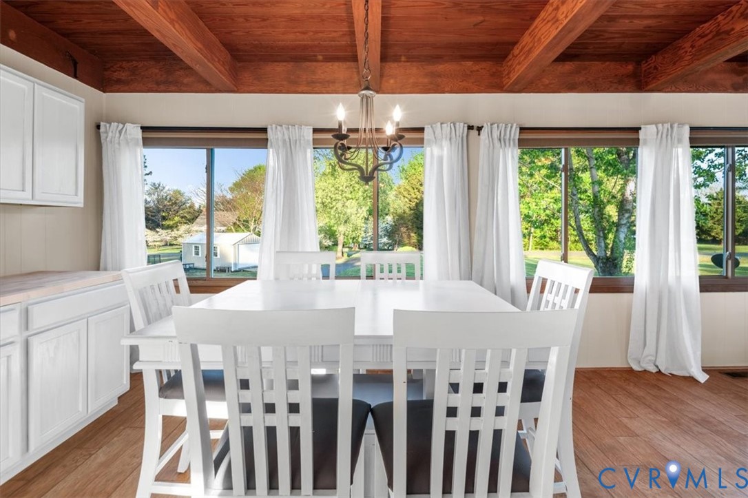 26 Lake Ct