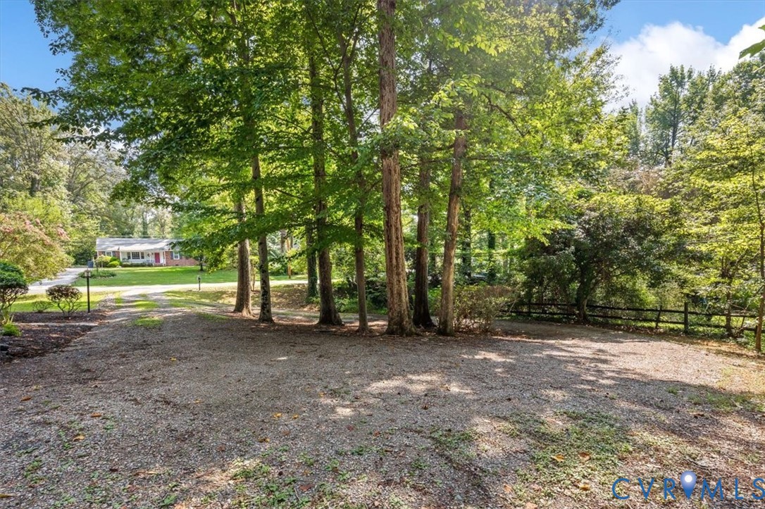 2220 Tuscora Rd
