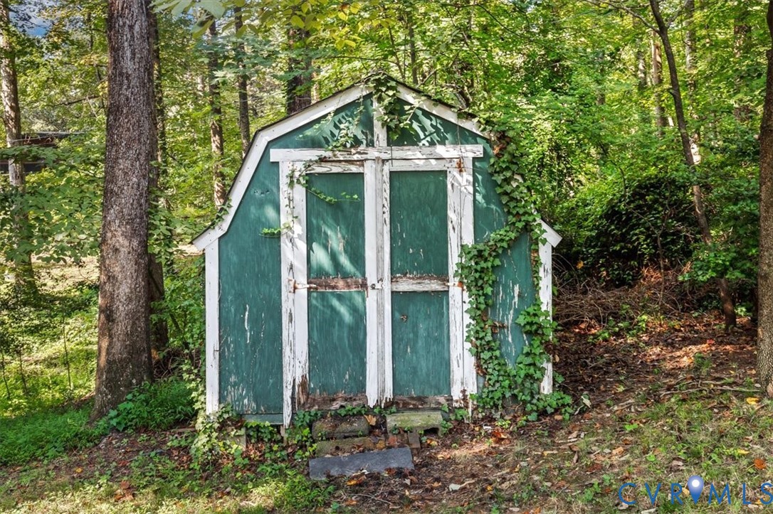 2220 Tuscora Rd