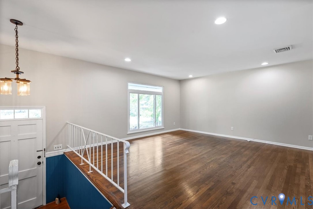 2220 Tuscora Rd
