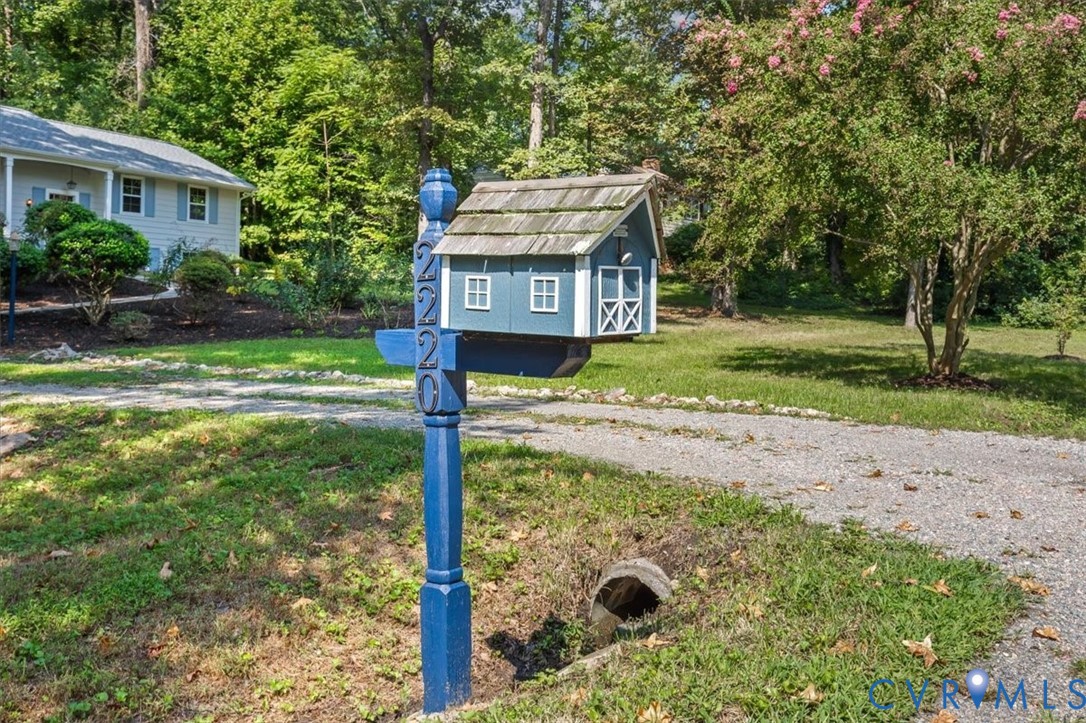 2220 Tuscora Rd