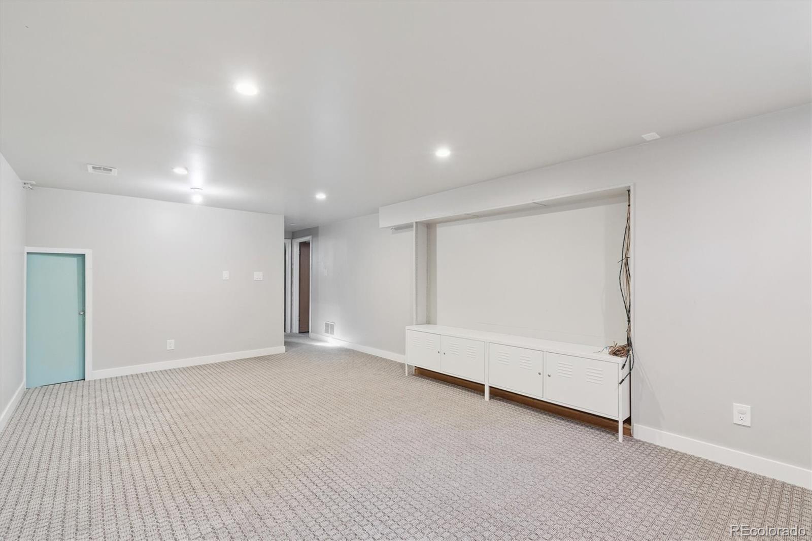 3125 S Marion Street