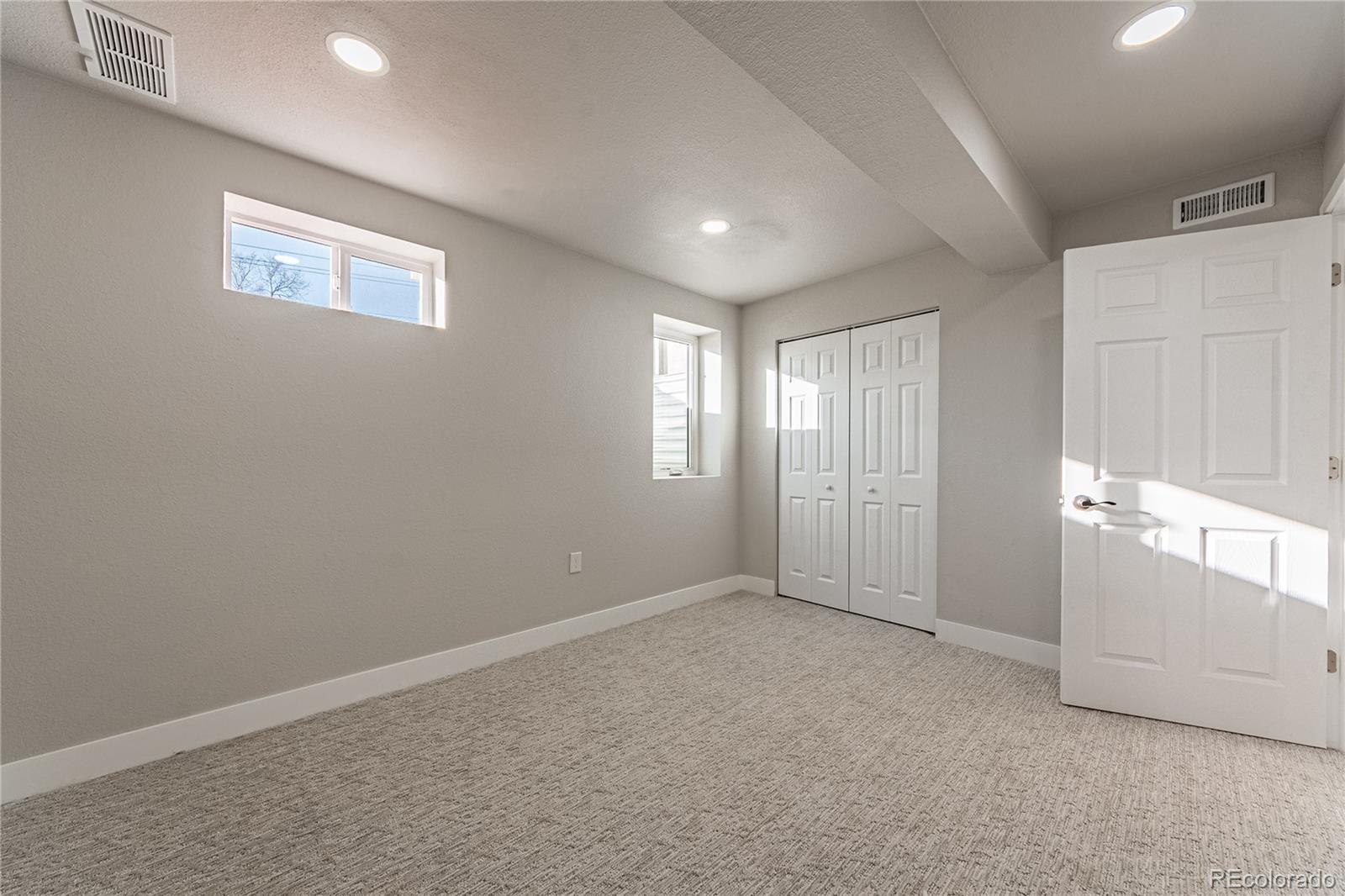 1830 E Uintah Street