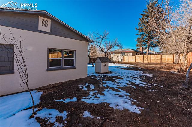 1830 E Uintah Street