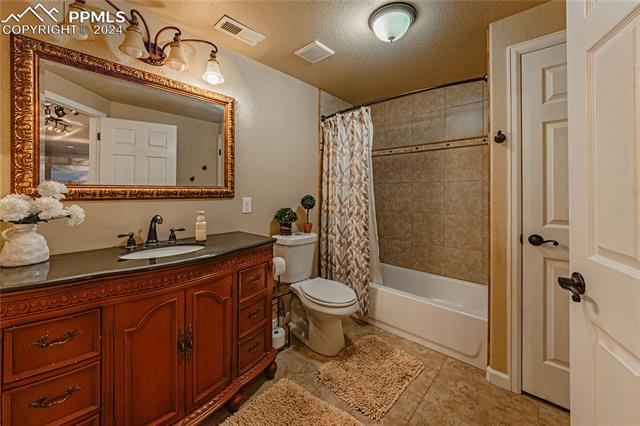 13647 Sweet Pea Place