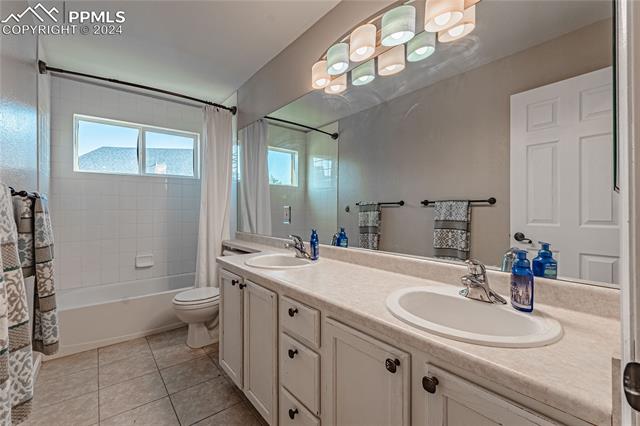 13647 Sweet Pea Place