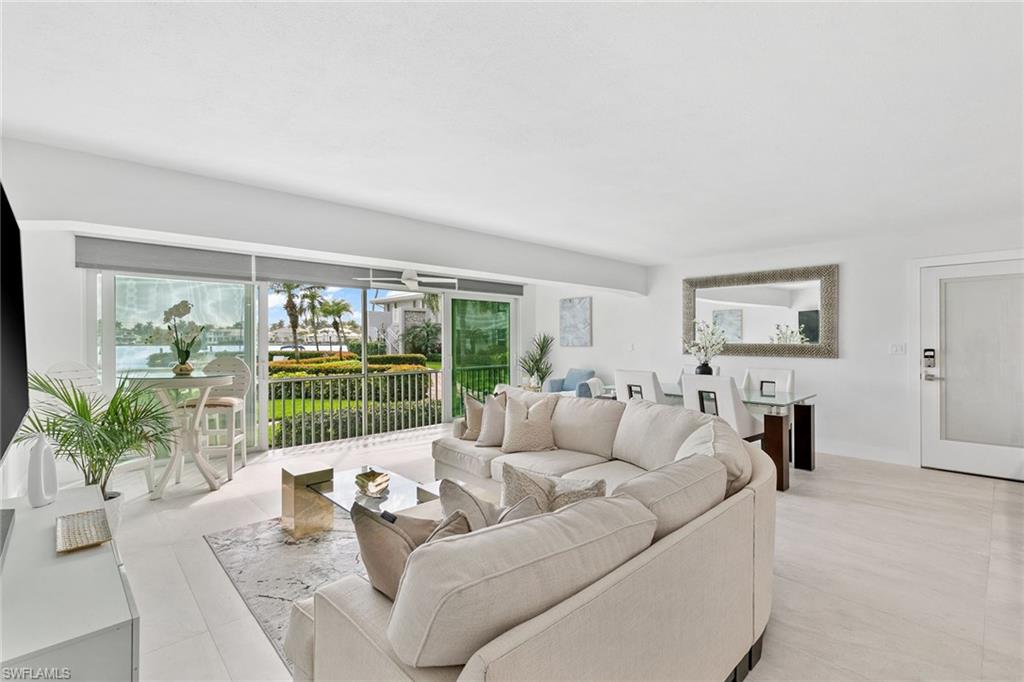 2800 Gulf Shore BLVD N # 105