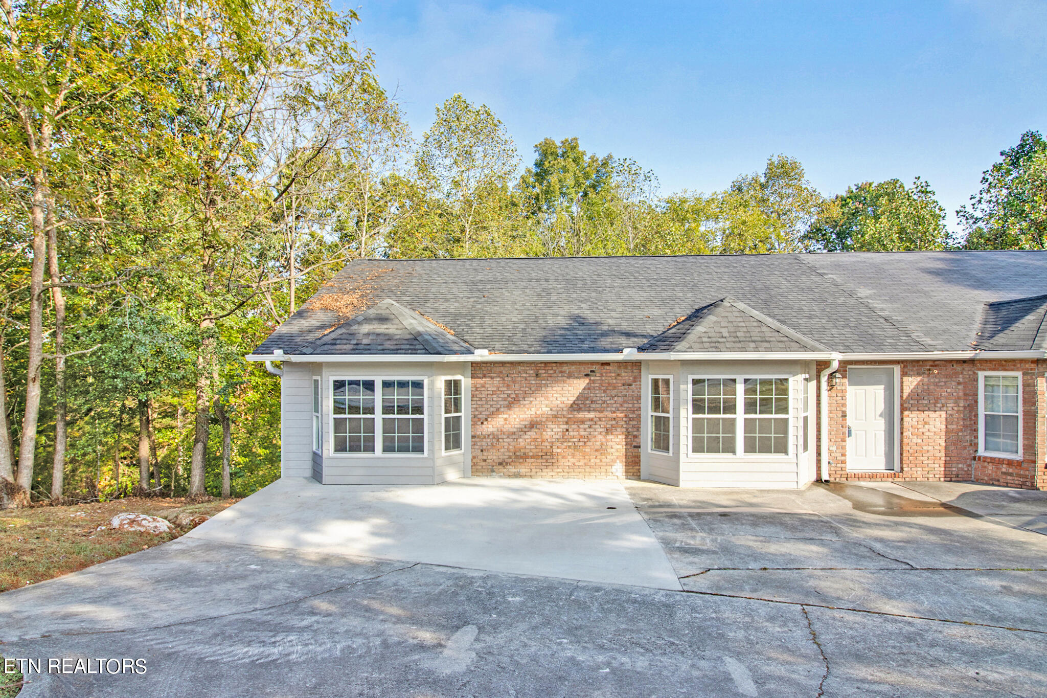 153 High Point Lane
