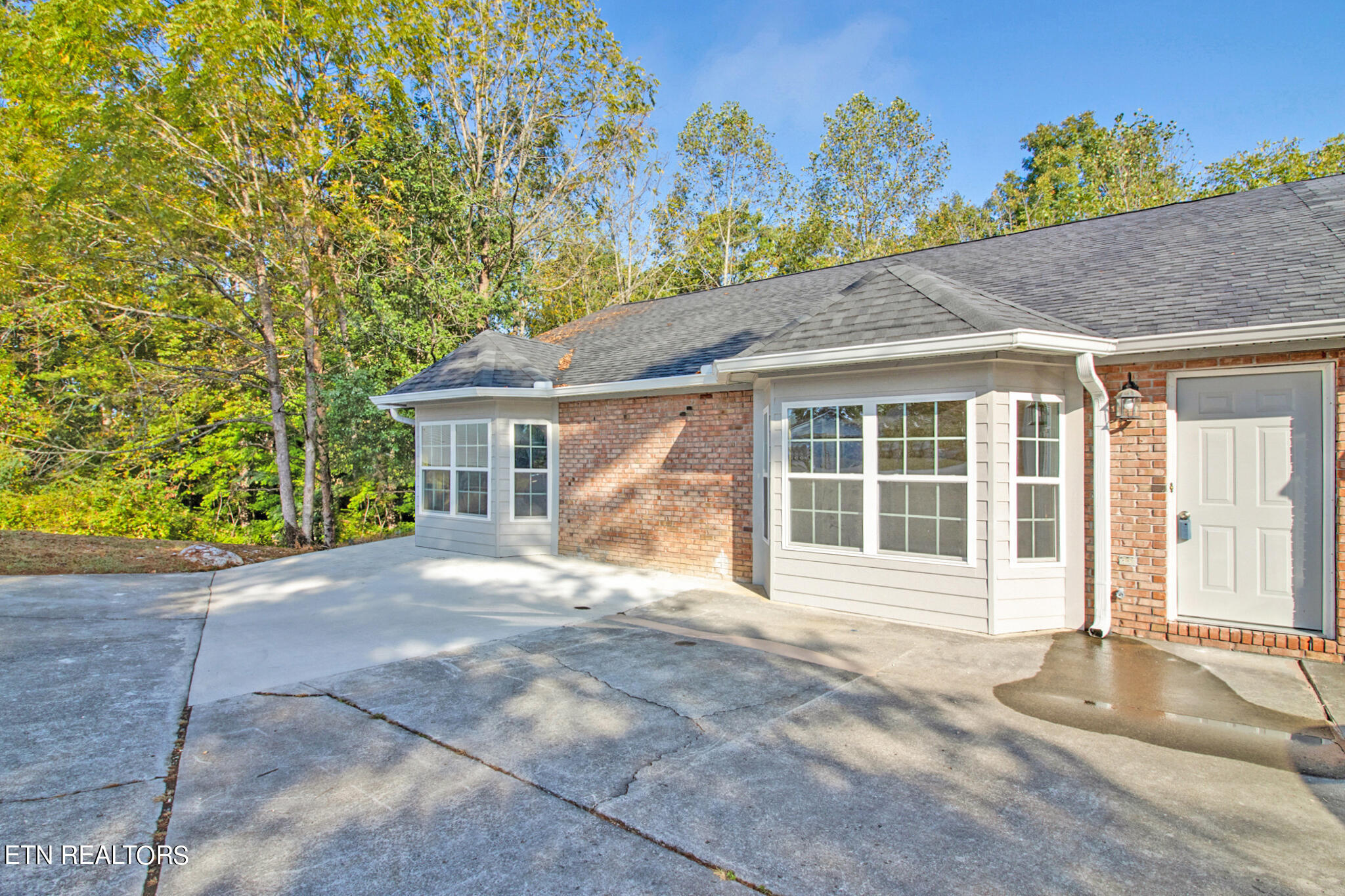 153 High Point Lane