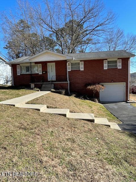 205 Hillside Rd