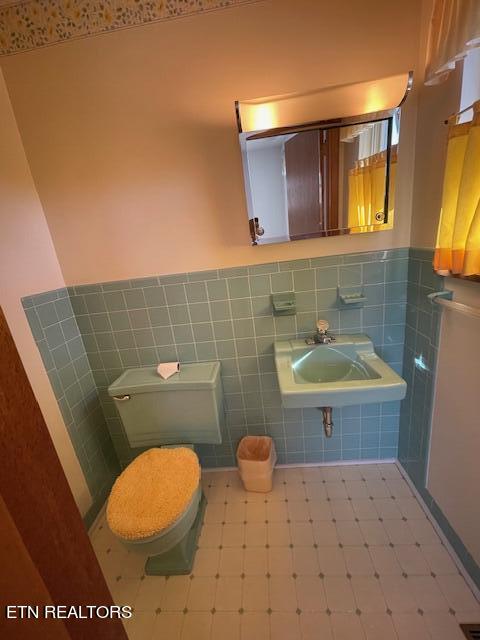 205 Hillside Rd
