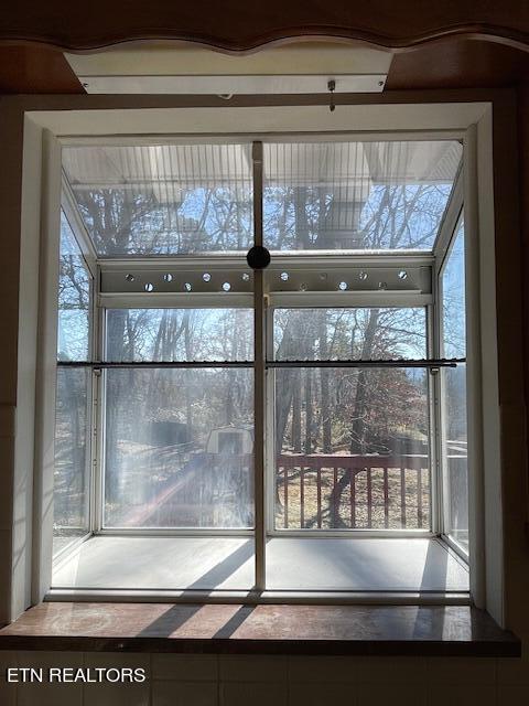 205 Hillside Rd