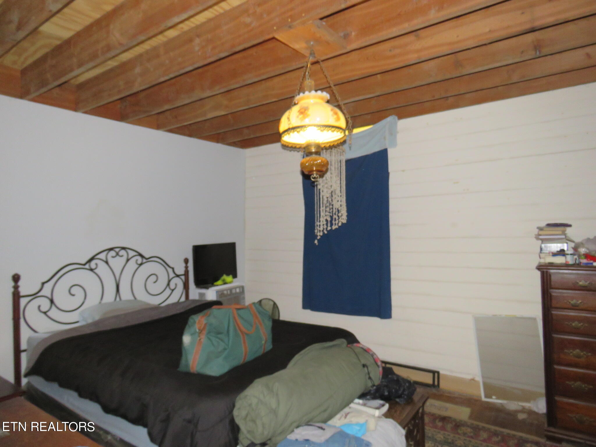 127 Manor Rd