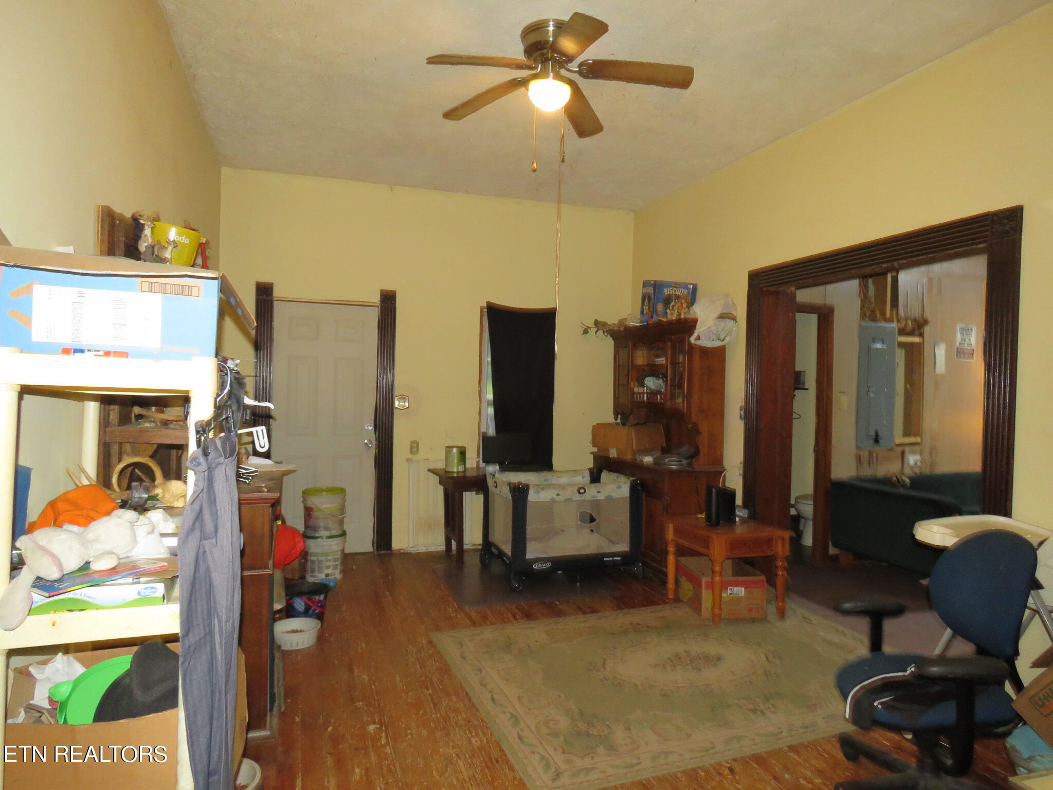 127 Manor Rd