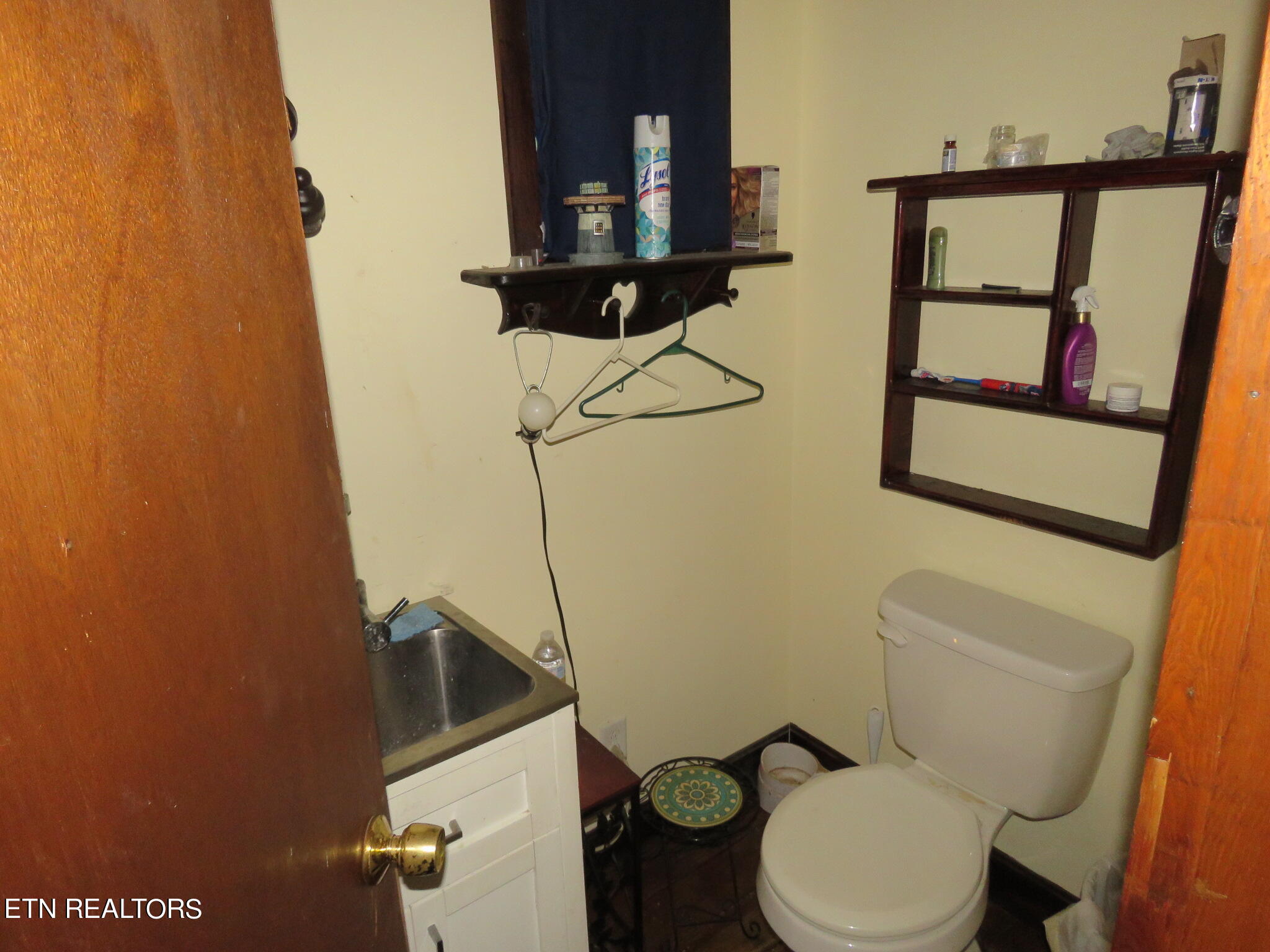 127 Manor Rd