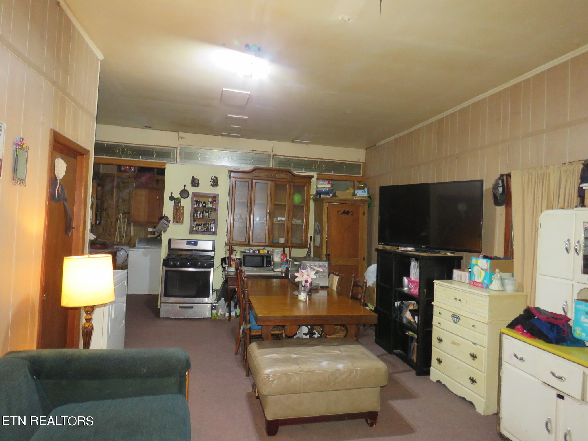 127 Manor Rd