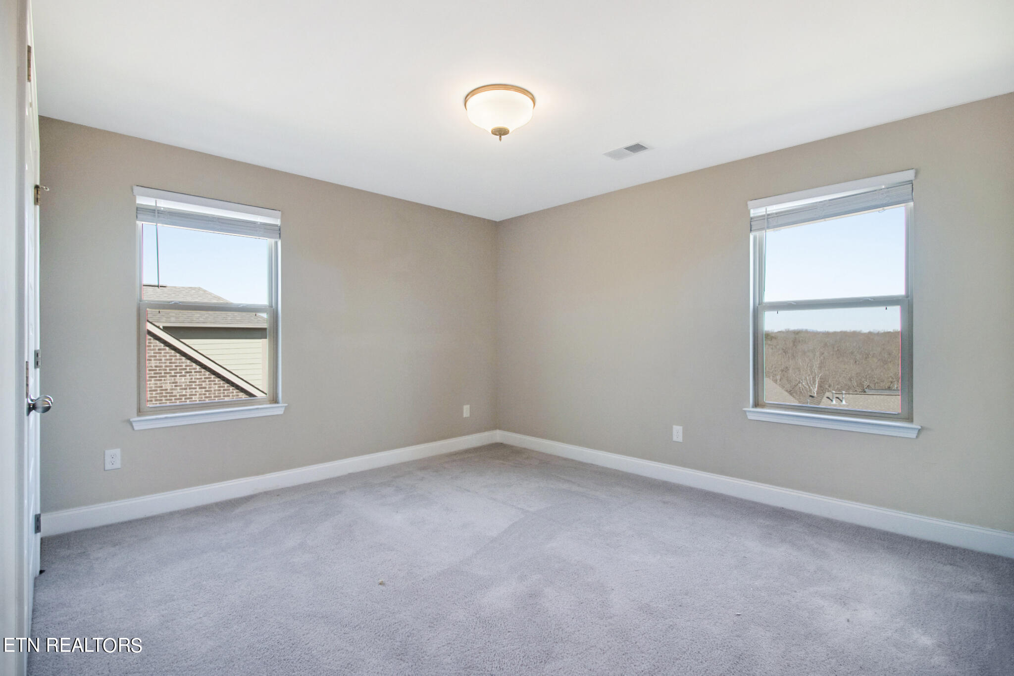 10841 Hunters Knoll Lane