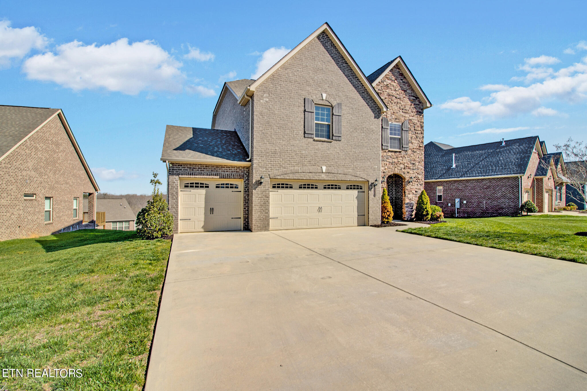 10841 Hunters Knoll Lane