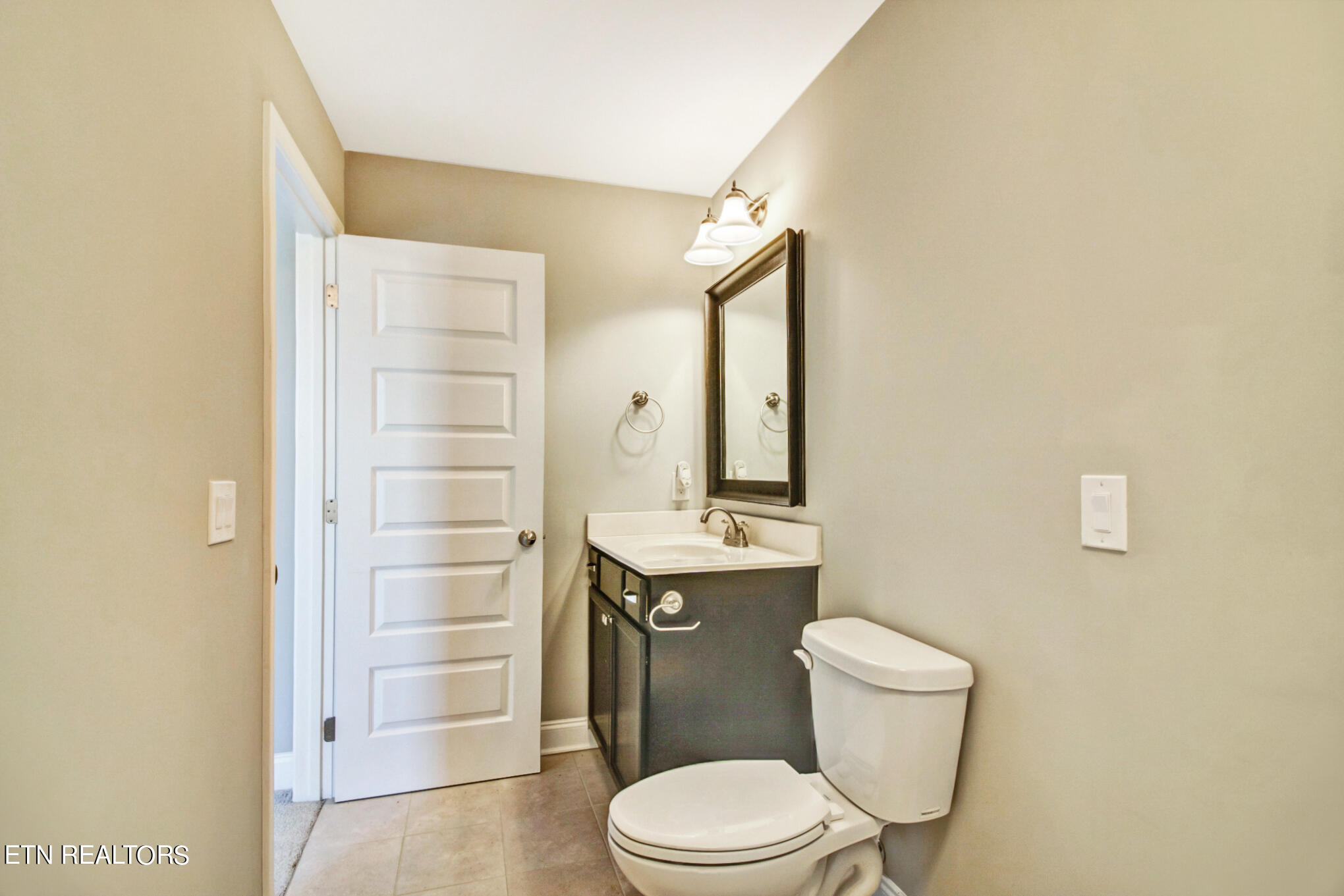 10841 Hunters Knoll Lane