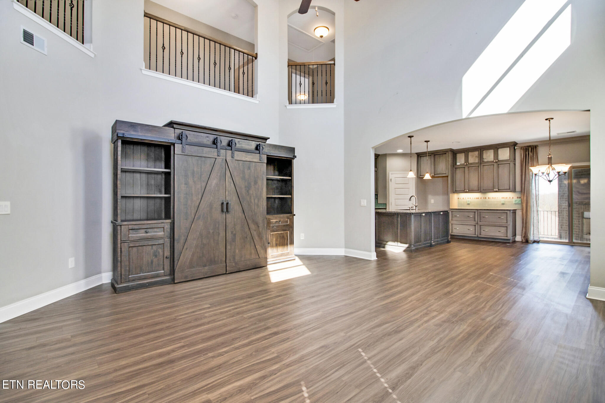 10841 Hunters Knoll Lane