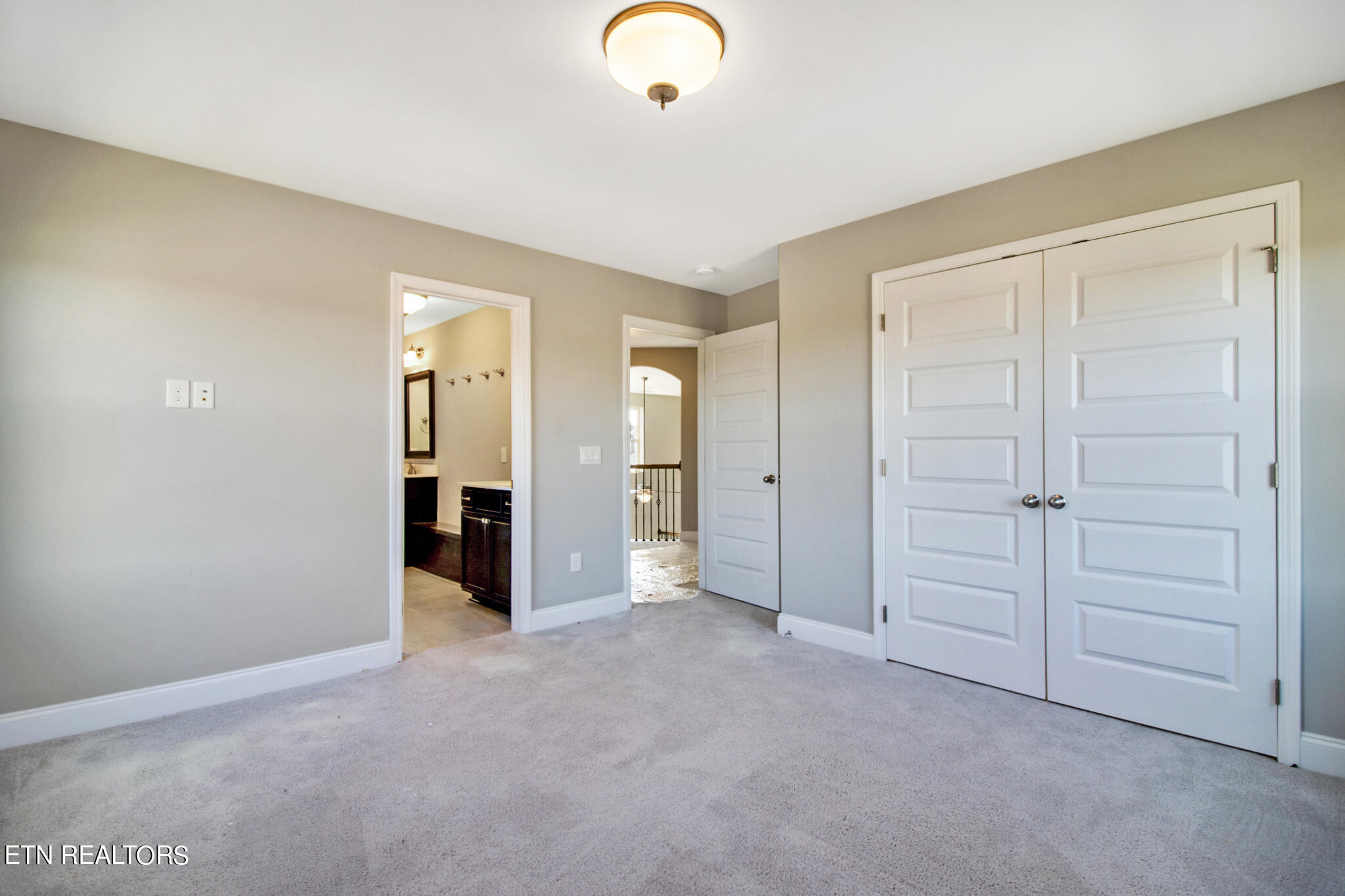 10841 Hunters Knoll Lane