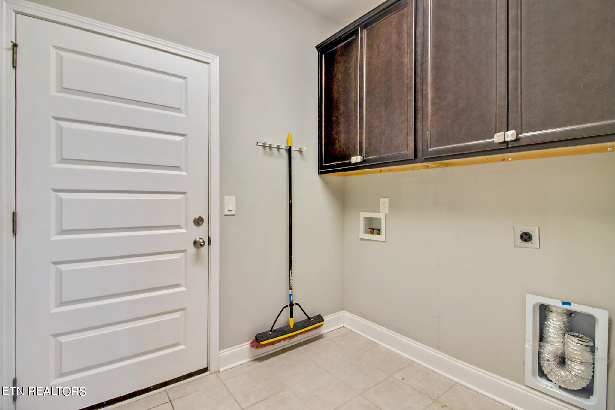 10841 Hunters Knoll Lane