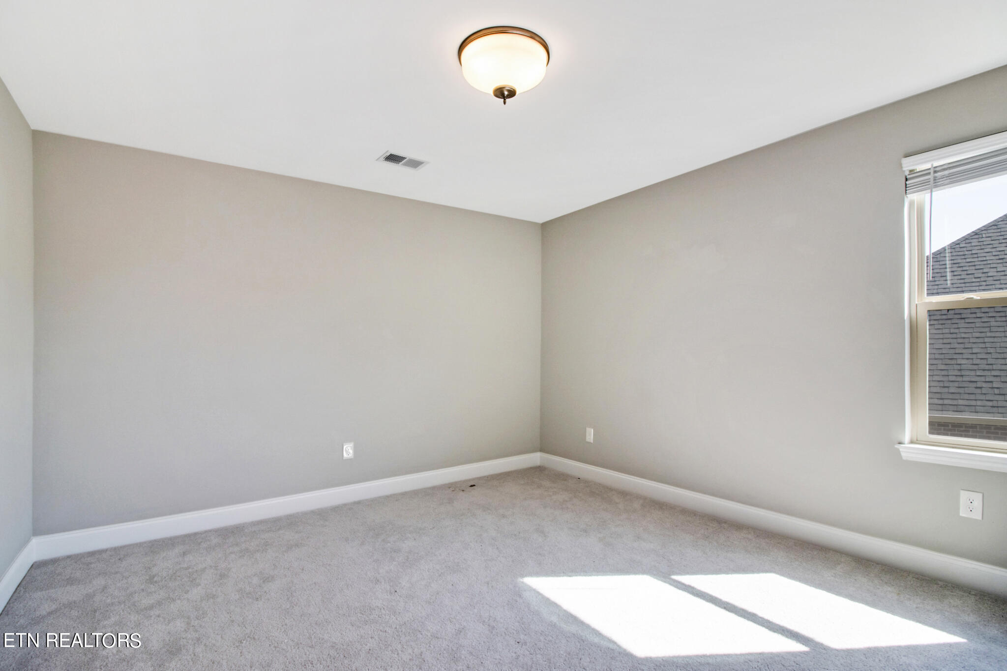 10841 Hunters Knoll Lane