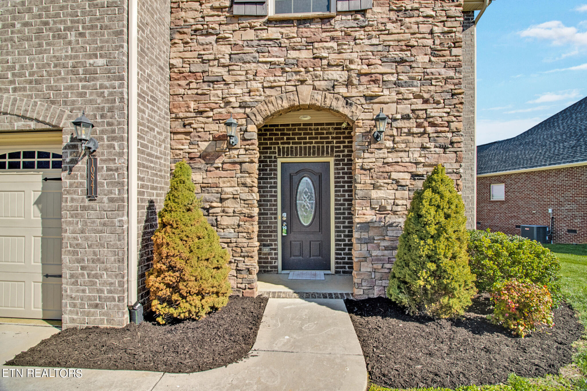 10841 Hunters Knoll Lane