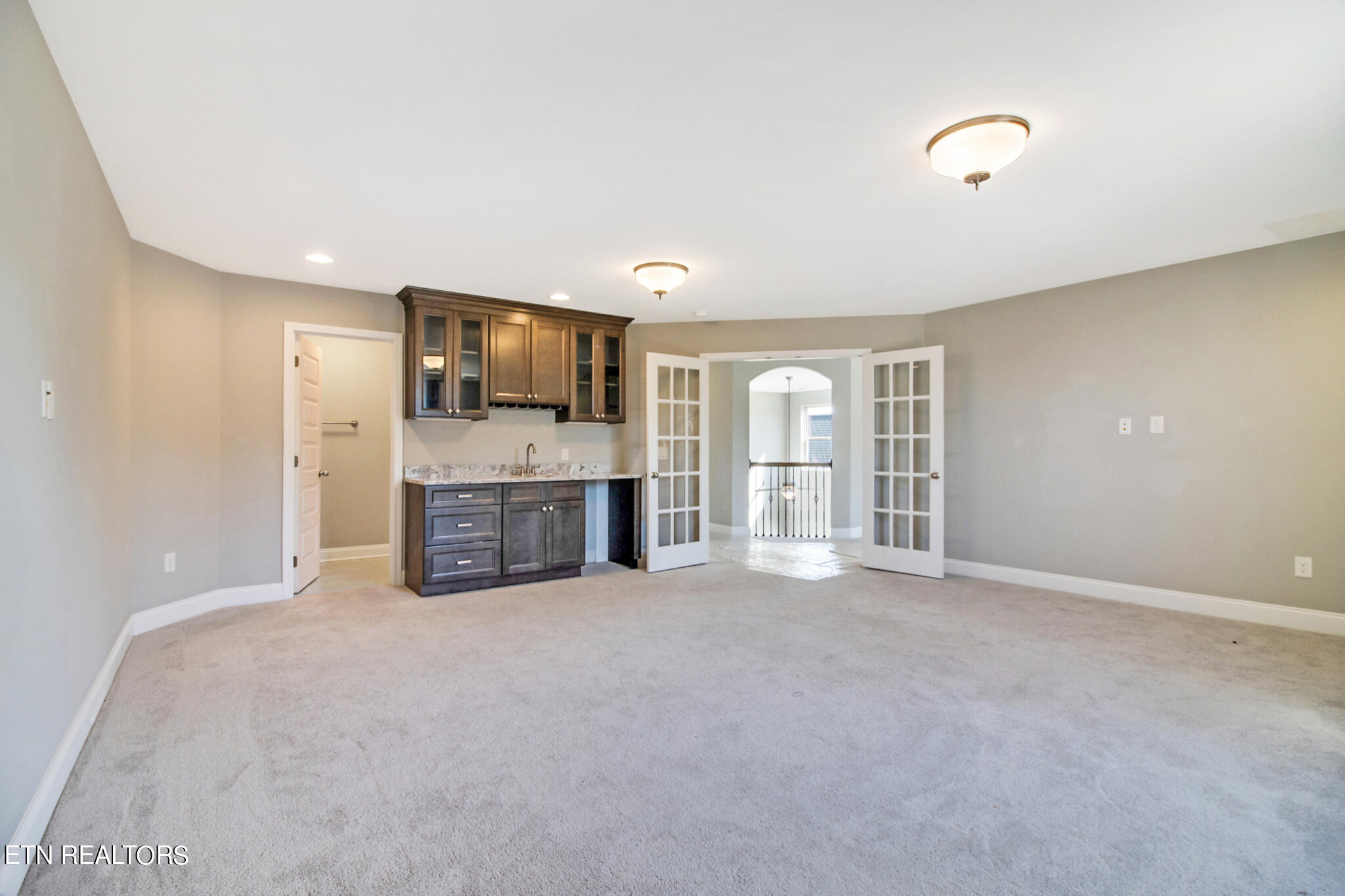 10841 Hunters Knoll Lane