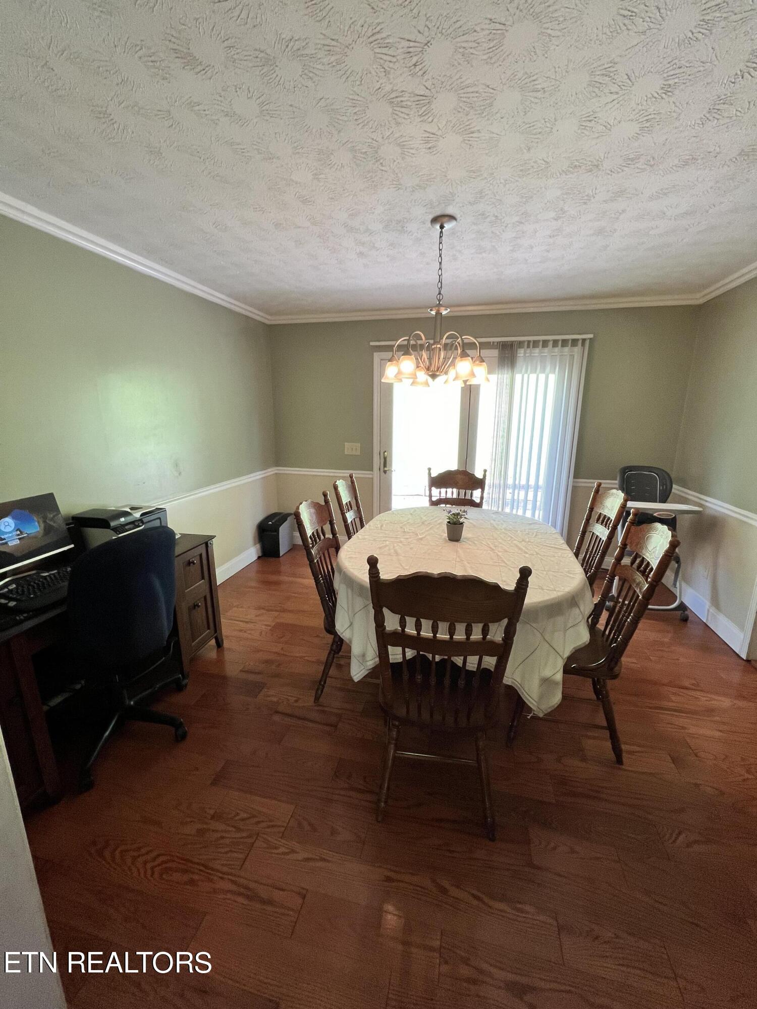 118 Hoskins Lane