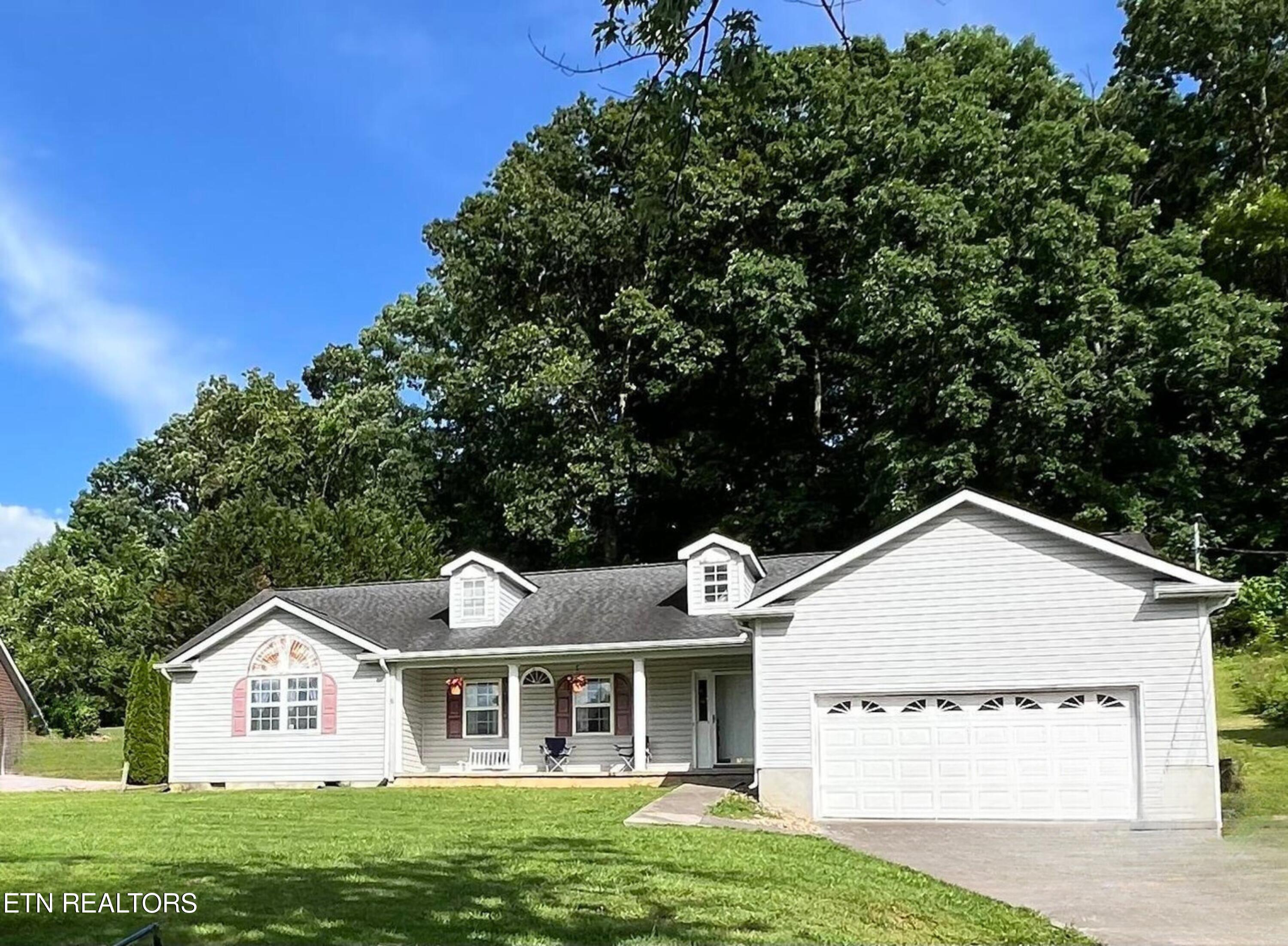 118 Hoskins Lane