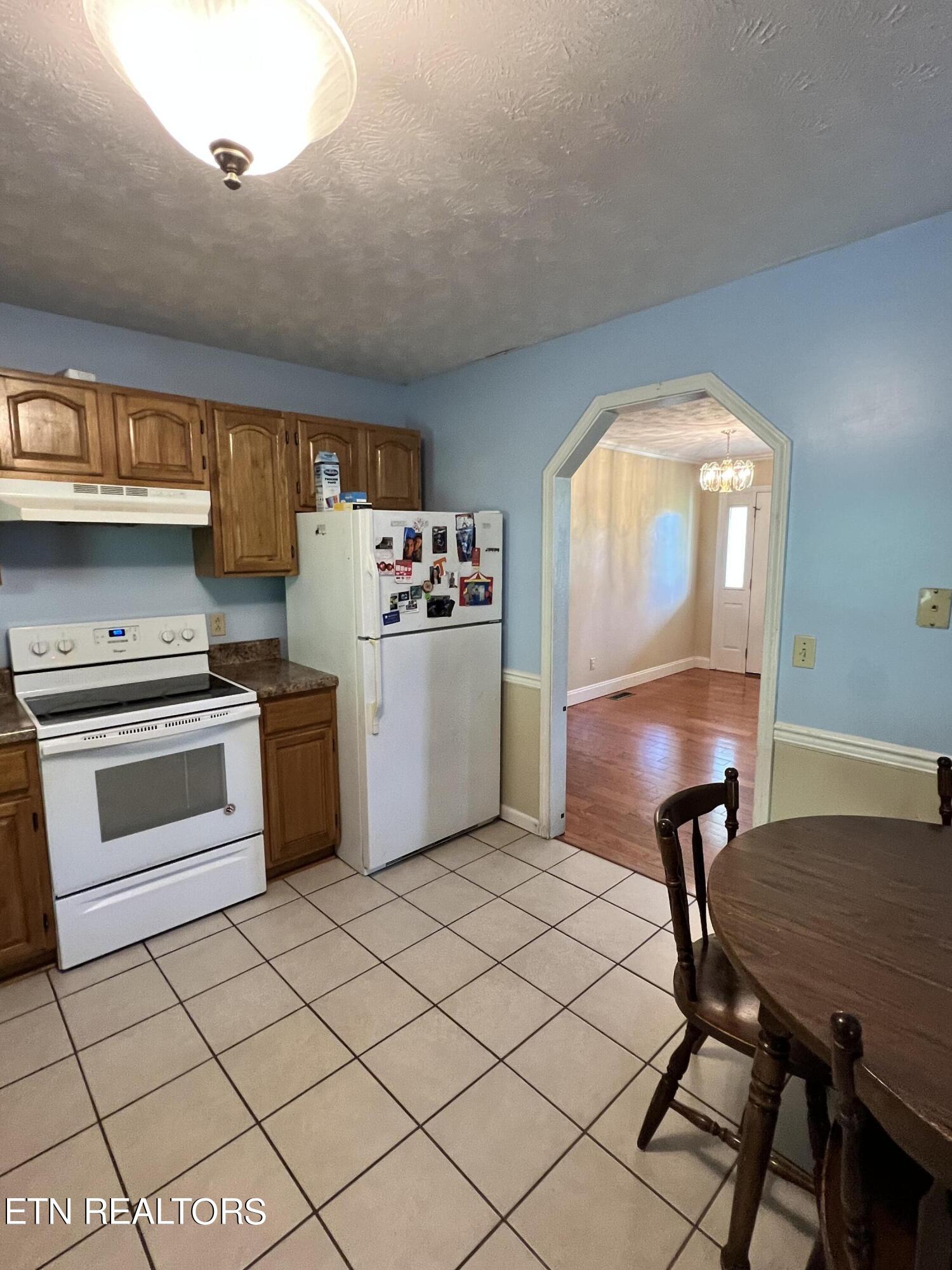 118 Hoskins Lane