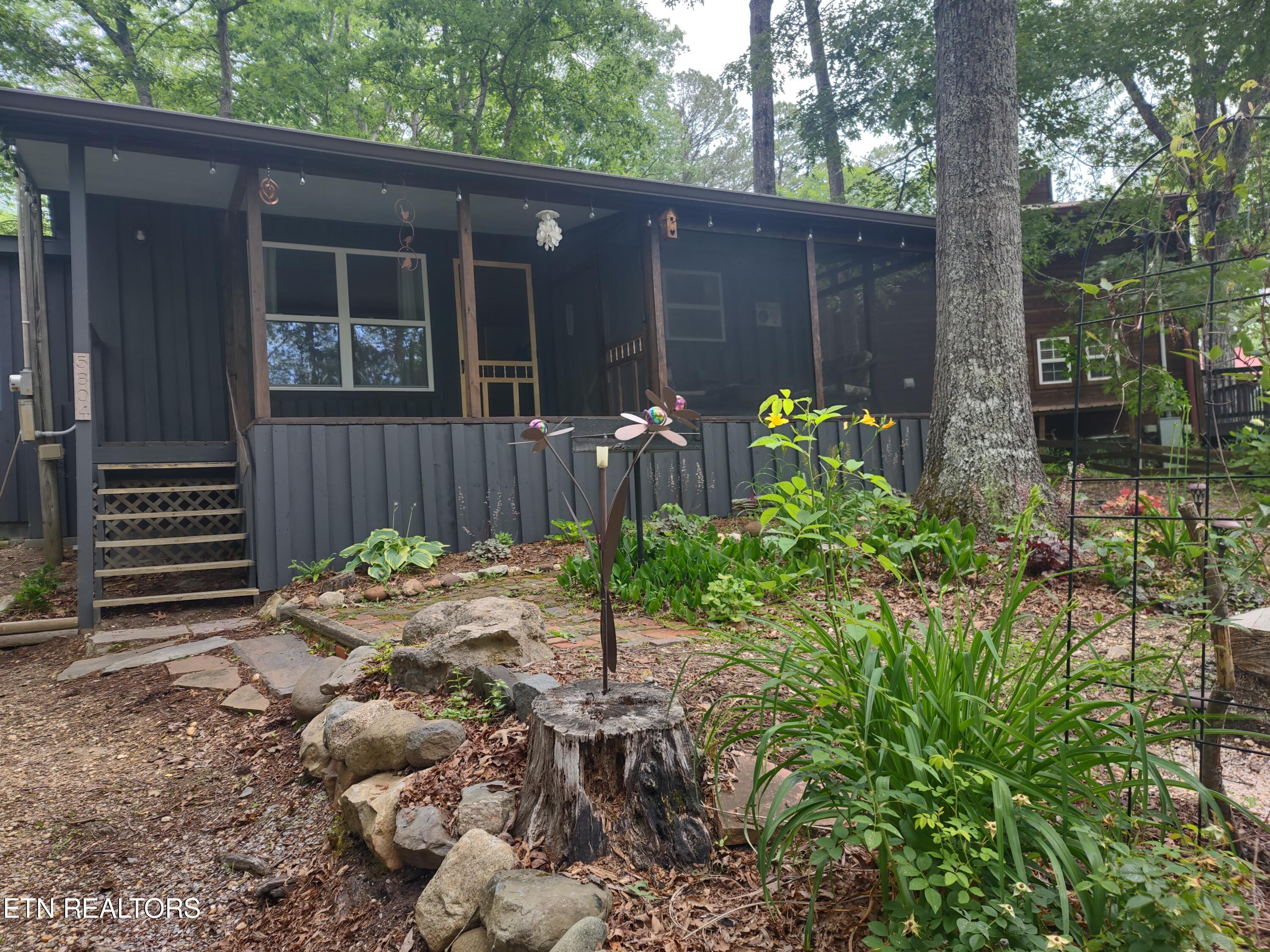 5804 Omega Drive